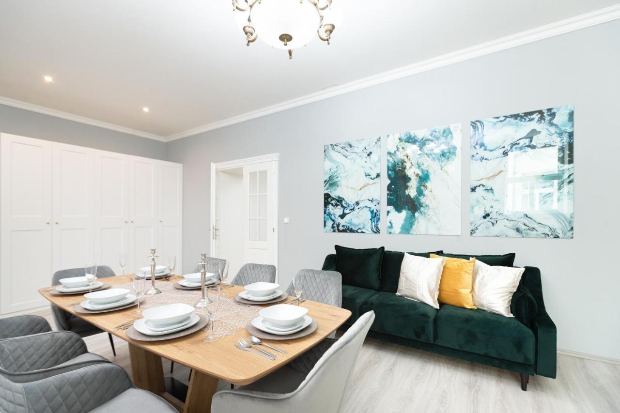 Luxury Central 150M2 Apartment On Wencelas Square With Private Garage Praga Exterior foto